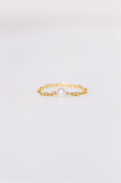 Pearl Chain Ring