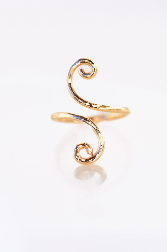 Dicker Spiral Ring
